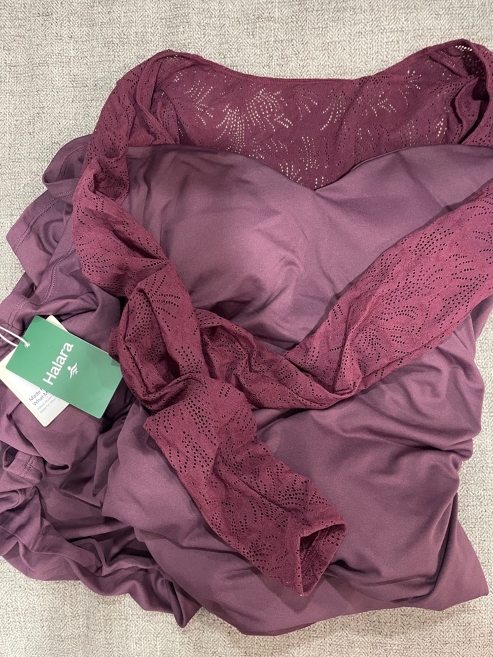 HALARA Plum Lace-Detail Slip